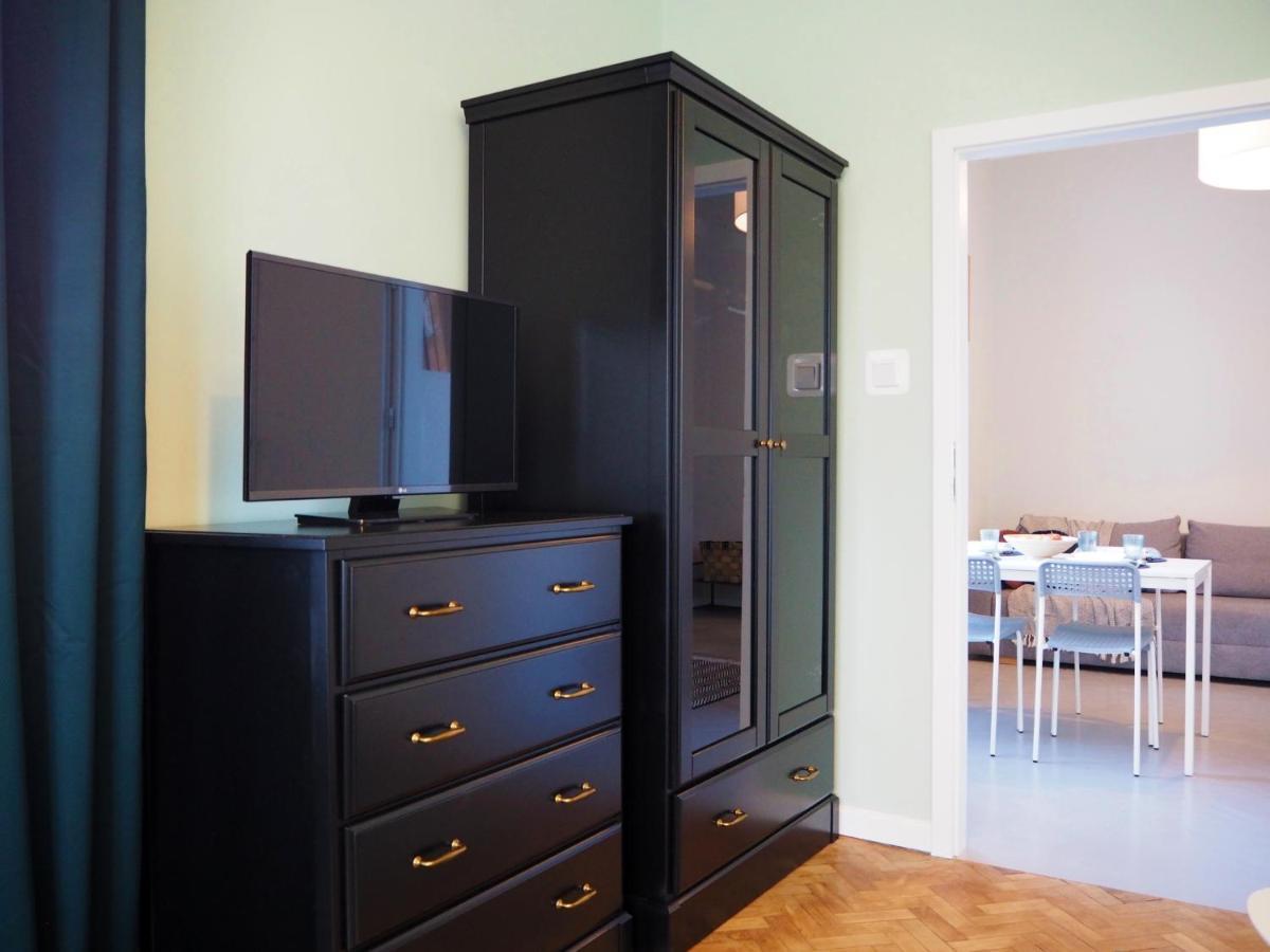 Wawelove Kossak Apt 1 Min To Royal Wawel Castle! Free Parking Lejlighed Kraków Eksteriør billede
